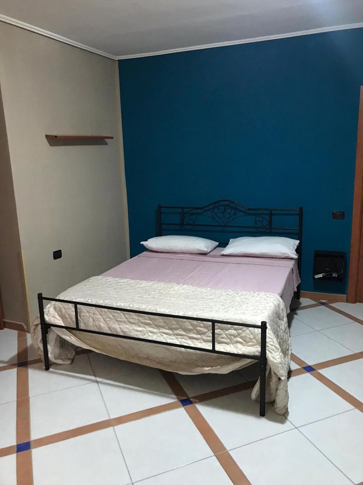 شقة Casa Toto' نابولي الغرفة الصورة